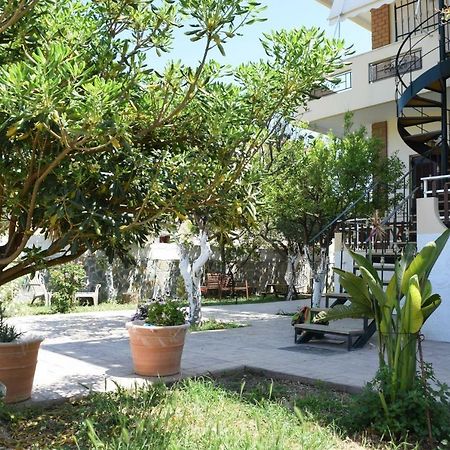 Modern Apartment With Garden Κίσσαμος Εξωτερικό φωτογραφία