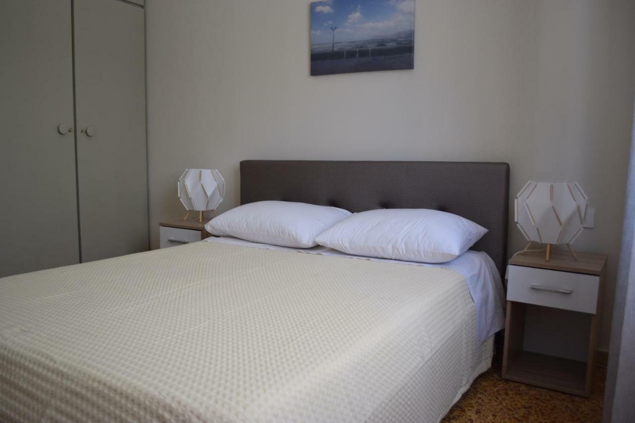 Modern Apartment With Garden Κίσσαμος Εξωτερικό φωτογραφία
