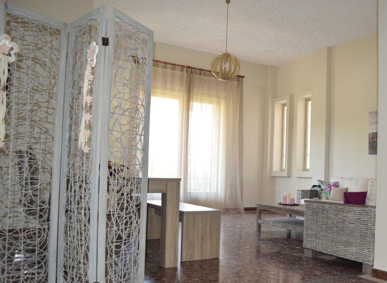 Modern Apartment With Garden Κίσσαμος Εξωτερικό φωτογραφία